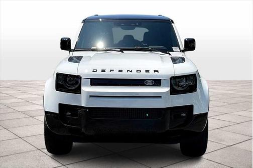 2025 Land Rover Defender 110 P400 X-Dynamic SE