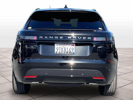 2026 Land Rover Range Rover Velar P250 SE R-Dynamic