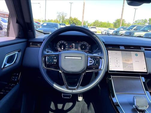 2026 Land Rover Range Rover Velar P250 SE R-Dynamic