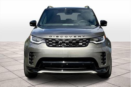 2024 Land Rover Discovery P300 Dynamic SE