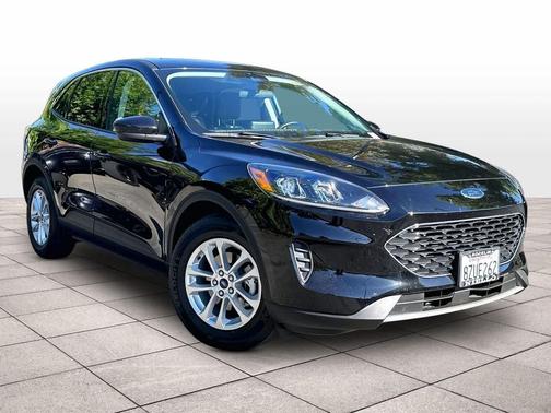 AGATE BLACK METALLIC 2021 Ford Escape SE