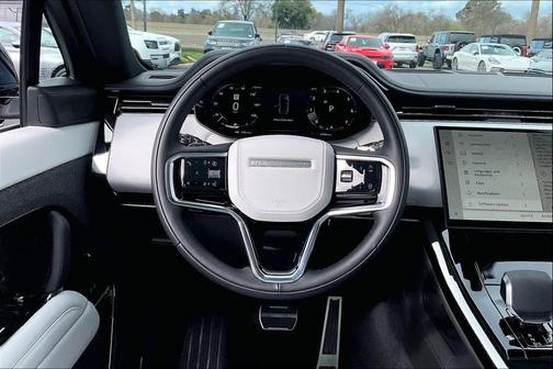 2025 Land Rover Range Rover Sport SE