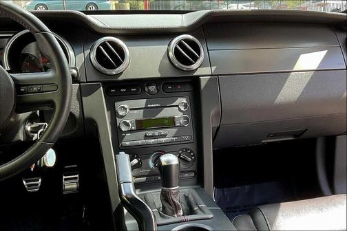 2007 Ford Shelby GT500 Base