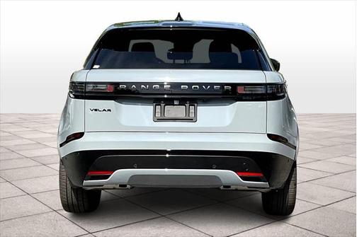 2026 Land Rover Range Rover Velar P250 SE R-Dynamic