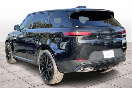 2026 Land Rover Range Rover Sport SE