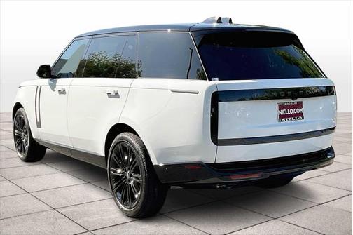 2025 Land Rover Range Rover P530 SE 7 Seat