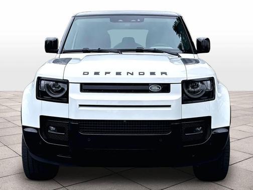 Fuji White 2024 Land Rover Defender X-Dynamic SE