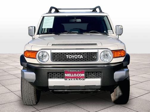 2010 Toyota FJ Cruiser Base