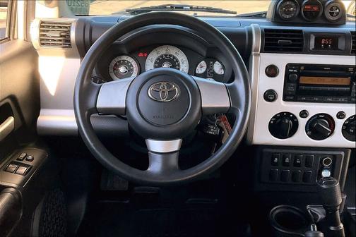 2010 Toyota FJ Cruiser Base