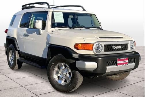 2010 Toyota FJ Cruiser Base