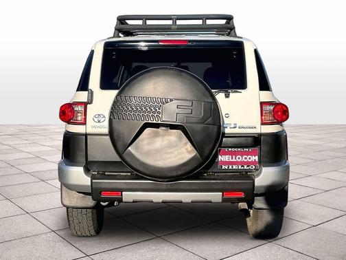 2010 Toyota FJ Cruiser Base