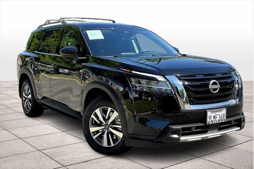 2024 Nissan Pathfinder SL 4WD
