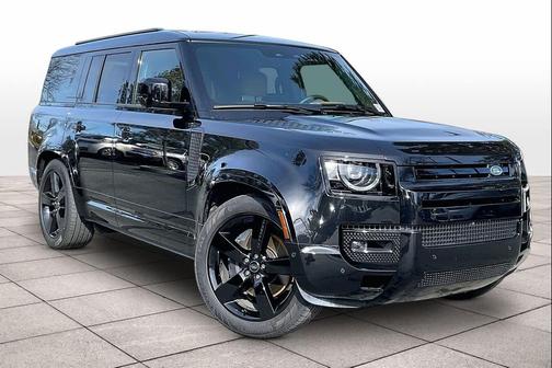 2025 Land Rover Defender 130 P400 X-Dynamic SE