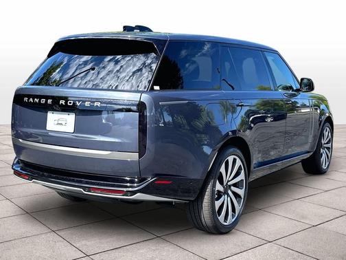 VARESINE BLUE 2026 Land Rover Range Rover P400 SE 7 Seat