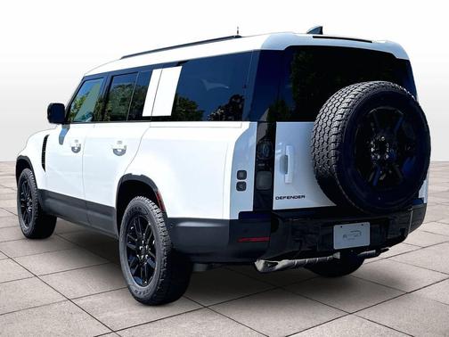 Fuji White 2026 Land Rover Defender P300 S
