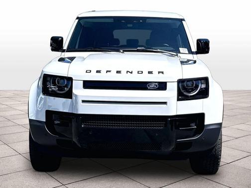 Fuji White 2026 Land Rover Defender P300 S