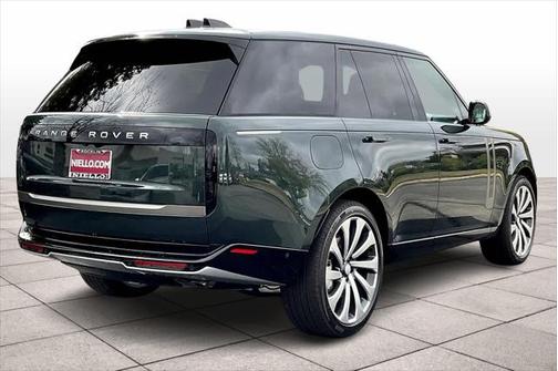 2025 Land Rover Range Rover P530 SE