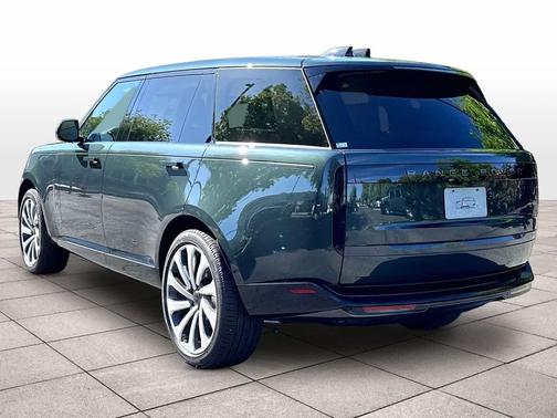 BELGRAVIA GREEN 2026 Land Rover Range Rover P400 SE 7 Seat
