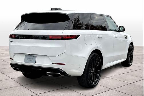 2025 Land Rover Range Rover Sport SE