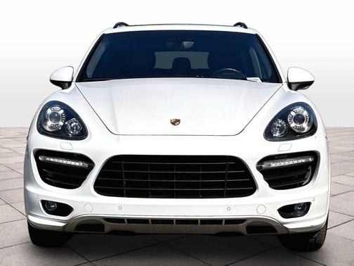 White 2014 Porsche Cayenne GTS
