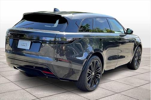 2026 Land Rover Range Rover Velar P250 SE R-Dynamic