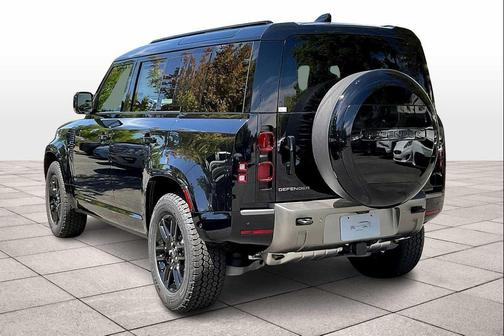 2025 Land Rover Defender 110 P400 X-Dynamic SE