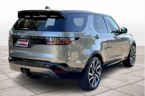 2025 Land Rover Discovery P360 Dynamic SE