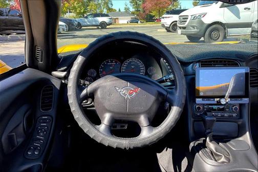 2004 Chevrolet Corvette Base