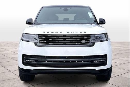 2025 Land Rover Range Rover P400 SE