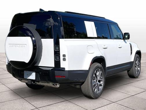 Fuji White 2026 Land Rover Defender P300 S