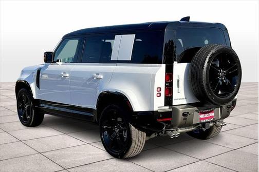 2025 Land Rover Defender 110 P500 X-Dynamic SE
