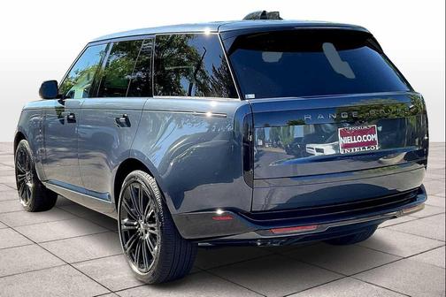 2025 Land Rover Range Rover P530 SE