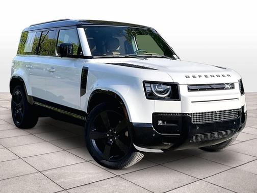 Fuji White 2026 Land Rover Defender P400 X-Dynamic SE