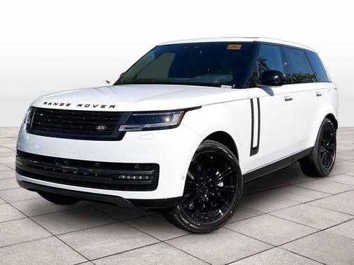 Fuji White 2026 Land Rover Range Rover P550e SE