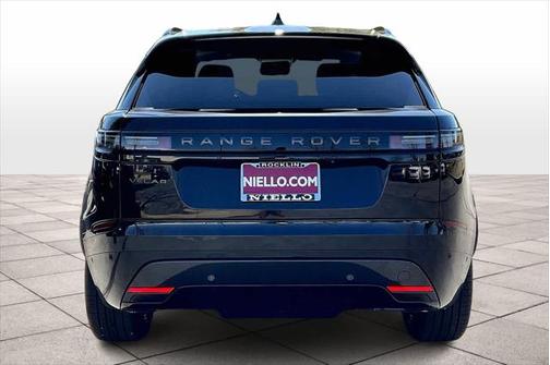 2026 Land Rover Range Rover Velar P250 SE R-Dynamic