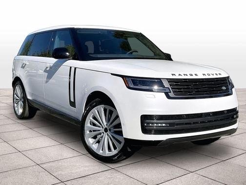 OSTUNI WHITE 2026 Land Rover Range Rover P400 SE 7 Seat