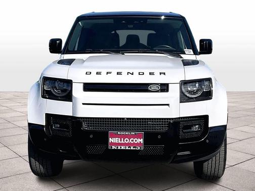 Fuji White 2023 Land Rover Defender 130 X-Dynamic SE