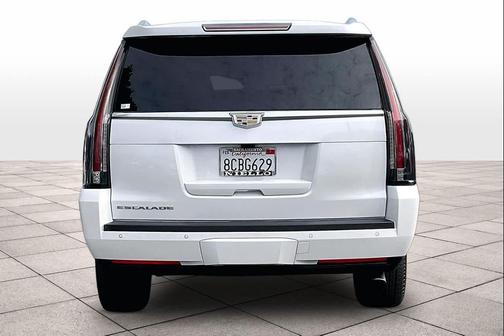 2018 Cadillac Escalade ESV Premium Luxury