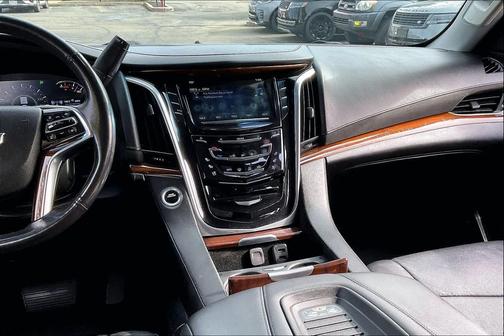 2018 Cadillac Escalade ESV Premium Luxury