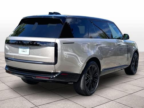 BATUMI GOLD 2026 Land Rover Range Rover P400 SE 7 Seat