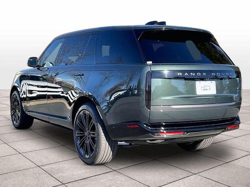 2026 Land Rover Range Rover P400 SE 7 Seat
