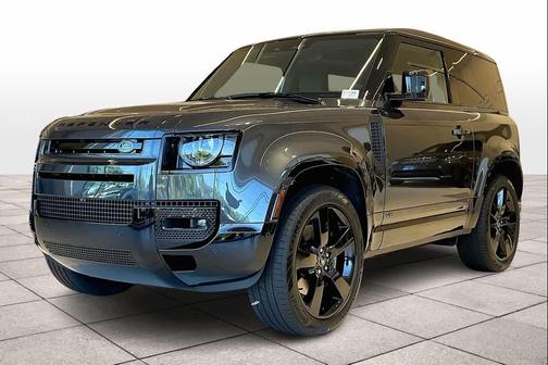 2024 Land Rover Defender V8