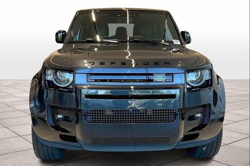 2024 Land Rover Defender V8