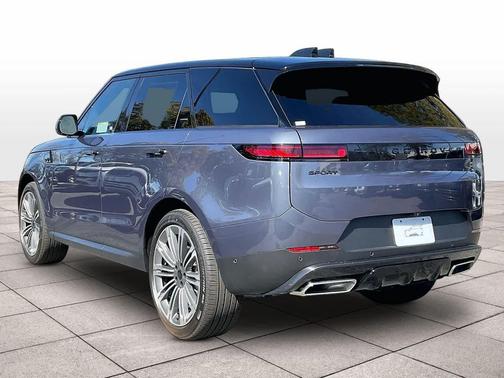 2026 Land Rover Range Rover Sport SE