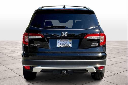 2019 Honda Pilot Touring 8-Passenger
