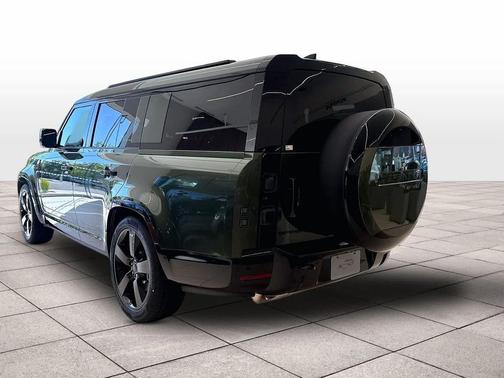 WOOLSTONE 2026 Land Rover Defender P400 X-Dynamic SE