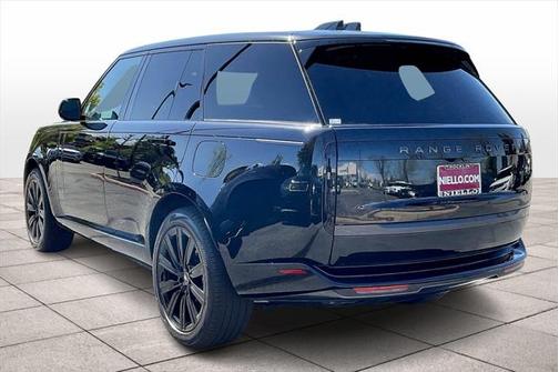 2025 Land Rover Range Rover P550e SE