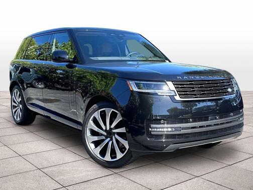 BLACK 2026 Land Rover Range Rover P400 SE 7 Seat