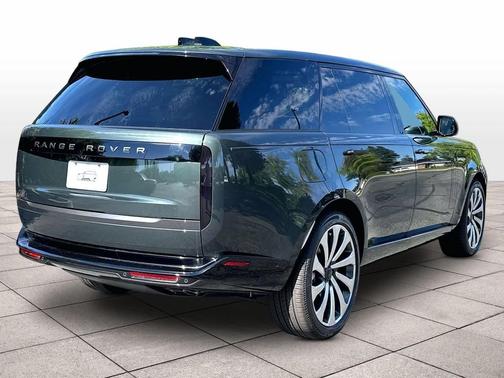 BELGRAVIA GREEN 2026 Land Rover Range Rover P530 SE 7 Seat