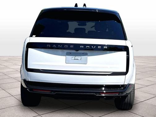 WHITE 2026 Land Rover Range Rover P400 SE 7 Seat